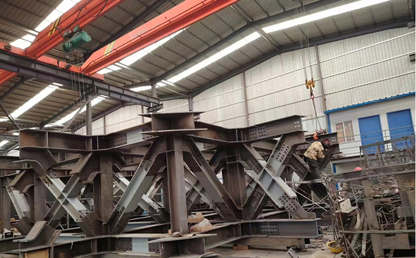 新疆甘肃钢结构加工安装有哪些常见技术？